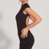Blair Jersey-Minikleid mit Rollkragen, gerafftem Rücken und rückenfreiem Ausschnitt in Schwarz Blair Jersey-Minikleid mit Rollkragen, gerafftem Rücken und rückenfreiem Ausschnitt in Schwarz