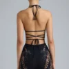 Bonnie Shorts mit Verzierungen und hoher Taille in Schwarz