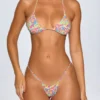 Bosa Bikinihose mit Kordelzug und Broderie Anglaise in leuchtendem Multicolor-Print Bosa Bikinihose mit Kordelzug und Broderie Anglaise in leuchtendem Multicolor-Print