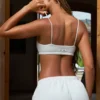 Bralette mit quadratischem Ausschnitt in Hellgrau Bralette mit quadratischem Ausschnitt in Hellgrau