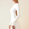Brenna Modal-Minikleid mit Rüschen und offenem Rücken in Weiß Brenna Modal-Minikleid mit Rüschen und offenem Rücken in Weiß