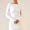 Brenna Modal-Minikleid mit Rüschen und offenem Rücken in Weiß Brenna Modal-Minikleid mit Rüschen und offenem Rücken in Weiß