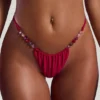 Cabo Triangel-Bikinioberteil mit Perlenverzierung in Himbeerrosa Cabo Triangel-Bikinioberteil mit Perlenverzierung in Himbeerrosa