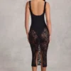 Caia Transparentes Spitzen-Bodys mit Wellenrand und tiefem Ausschnitt in Schwarz Caia Transparentes Spitzen-Bodys mit Wellenrand und tiefem Ausschnitt in Schwarz