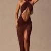 Caicos Maxikleid mit Cut-outs und Neckholder-Ausschnitt in Espressobraun