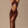 Caicos Maxikleid mit Cut-outs und Neckholder-Ausschnitt in Espressobraun