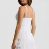 Calina A-Linien-Minikleid aus Baumwollpopeline mit Cutwork-Verzierung in Weiß Calina A-Linien-Minikleid aus Baumwollpopeline mit Cutwork-Verzierung in Weiß