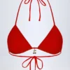 Canggu Triangel-Bikinioberteil mit Charm-Detail in Fiery Red Canggu Triangel-Bikinioberteil mit Charm-Detail in Fiery Red