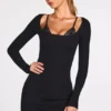 Caris – Langärmliges Minikleid aus geripptem Modal mit Schnür-BH in Schwarz Caris – Langärmliges Minikleid aus geripptem Modal mit Schnür-BH in Schwarz
