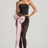 Carola Satin-Minirock mit Schleifendetail und niedriger Taille in Schwarz Carola Satin-Minirock mit Schleifendetail und niedriger Taille in Schwarz