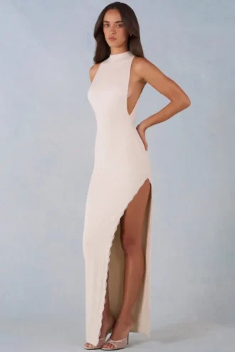 Cataleya Modal-Maxikleid mit Neckholder in Elfenbein