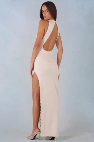 Cataleya Modal-Maxikleid mit Neckholder in Elfenbein