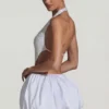 Cece Minikleid mit verziertem Cut-Out und Bubble-Saum in Weiß
