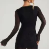 Chelsea verziertes Wickel-A-Linien-Minikleid in Schwarz Chelsea verziertes Wickel-A-Linien-Minikleid in Schwarz