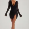 Chelsea verziertes Wickel-A-Linien-Minikleid in Schwarz Chelsea verziertes Wickel-A-Linien-Minikleid in Schwarz