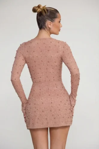 Chelsea verziertes Wickel-Minikleid in A-Linie in Beige