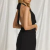 Cira Neckholder-Minikleid in Schwarz Cira Neckholder-Minikleid in Schwarz