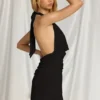 Cira Neckholder-Minikleid in Schwarz Cira Neckholder-Minikleid in Schwarz