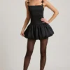 Cirilla Minikleid mit Rüschen und Schleife am Bubble-Saum in Schwarz Cirilla Minikleid mit Rüschen und Schleife am Bubble-Saum in Schwarz