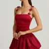 Cirilla Minikleid mit Schleifenverzierung und gerafftem Bubble-Saum in True Red