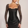 Clemmie Langarm-Minikleid mit Drapierung in Schwarz Clemmie Langarm-Minikleid mit Drapierung in Schwarz