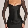 Clemmie Langarm-Minikleid mit Drapierung in Schwarz Clemmie Langarm-Minikleid mit Drapierung in Schwarz