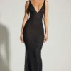 Colmar Abendkleid mit verziertem Plunge-Ausschnitt in Schwarz