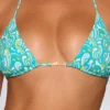 Comino Triangel-Bikinioberteil in Blau mit Multicolor-Print Comino Triangel-Bikinioberteil in Blau mit Multicolor-Print