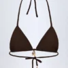 Comoros Triangel-Bikinioberteil mit Charm-Detail in Dark Chocolate Comoros Triangel-Bikinioberteil mit Charm-Detail in Dark Chocolate