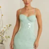 Constance Minikleid mit Verzierungen in Salbei Constance Minikleid mit Verzierungen in Salbei