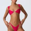 Coquina Bikini-Oberteil mit Verzierungen in Himbeerrosa Coquina Bikini-Oberteil mit Verzierungen in Himbeerrosa