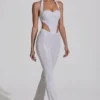 Coralena Jumpsuit mit Verzierungen und Cut-outs in Weiß