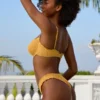 Crinkle Bademode-Hipster-Bikinihose in Marigold