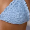 Crinkle Bademode Triangel-Bikinioberteil mit Neckholder in Himmelblau