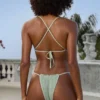 Crinkle Bademode-Bikinihose mit seitlichen Bändern in Salbei Crinkle Bademode-Bikinihose mit seitlichen Bändern in Salbei