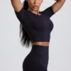 Define Luxe Mini-Shorts mit hoher Taille in Schwarz Define Luxe Mini-Shorts mit hoher Taille in Schwarz