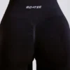 Define Luxe Mini-Shorts mit hoher Taille in Schwarz Define Luxe Mini-Shorts mit hoher Taille in Schwarz