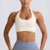 Define Luxe Neckholder-Sport-BH in Weiß Define Luxe Neckholder-Sport-BH in Weiß