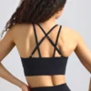 Define Luxe Sport-BH mit Trägern in Schwarz Define Luxe Sport-BH mit Trägern in Schwarz