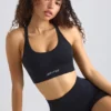 Define Luxe Sport-BH mit Trägern in Schwarz Define Luxe Sport-BH mit Trägern in Schwarz