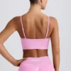 Define Luxe Sport-BH mit V-Ausschnitt in Bubblegum-Pink Define Luxe Sport-BH mit V-Ausschnitt in Bubblegum-Pink