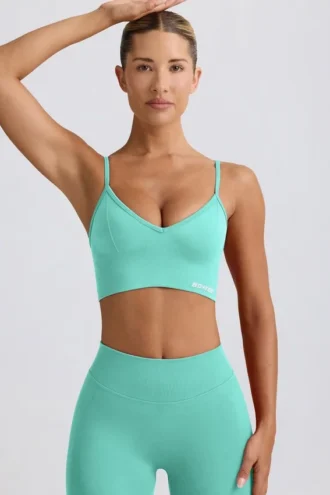 Define Luxe Sport-BH mit V-Ausschnitt in Mint