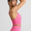Define Luxe Sport-BH mit V-Ausschnitt in Pink Define Luxe Sport-BH mit V-Ausschnitt in Pink