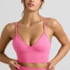 Define Luxe Sport-BH mit V-Ausschnitt in Pink Define Luxe Sport-BH mit V-Ausschnitt in Pink