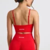 Define Luxe Sport-BH mit V-Ausschnitt in Rot Define Luxe Sport-BH mit V-Ausschnitt in Rot