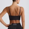 Define Luxe Sport-BH mit V-Ausschnitt in Schwarz Define Luxe Sport-BH mit V-Ausschnitt in Schwarz