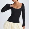 Delphi Modal-Minikleid mit U-Ausschnitt, tiefem Taillenbund und ausgestellter Säume in Vanille Delphi Modal-Minikleid mit U-Ausschnitt, tiefem Taillenbund und ausgestellter Säume in Vanille