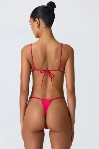 South Beach Triangel-Bikinioberteil mit Kettenverzierung in Himbeerrosa