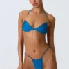 Clearwater verziertes, gerafftes Bikini-Oberteil mit Neckholder in Ozeanblau Clearwater verziertes, gerafftes Bikini-Oberteil mit Neckholder in Ozeanblau