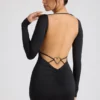 Demelza Minikleid mit langen Ärmeln und Herzausschnitt in Schwarz Demelza Minikleid mit langen Ärmeln und Herzausschnitt in Schwarz